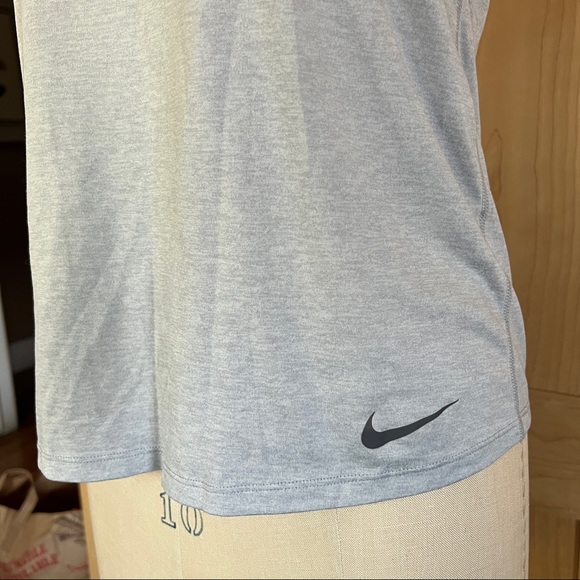Dri-Fit Nike Gray Tank top Shirt - Picture 9 of 10